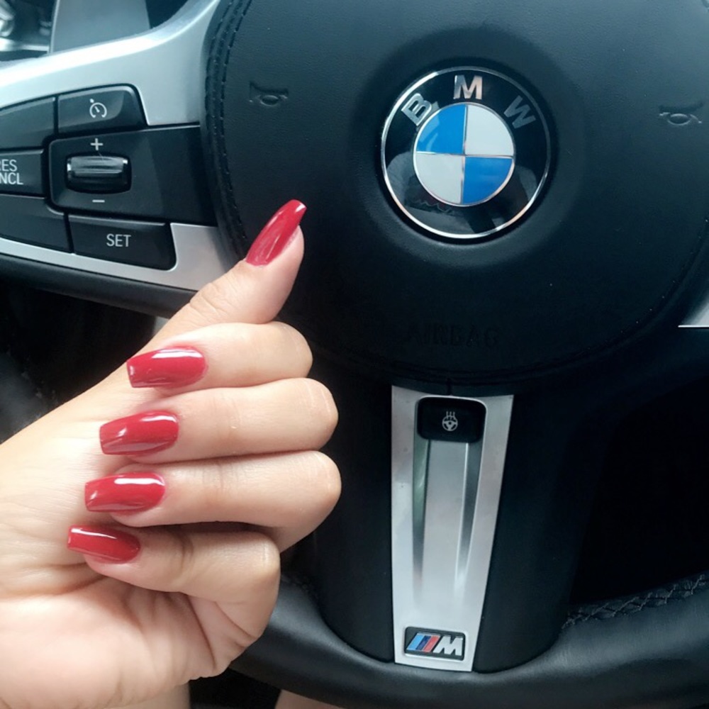 Meet your Posher, Eli